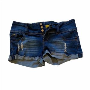 ☀️YMI Wanna Betta Butt Shorts Size 7
